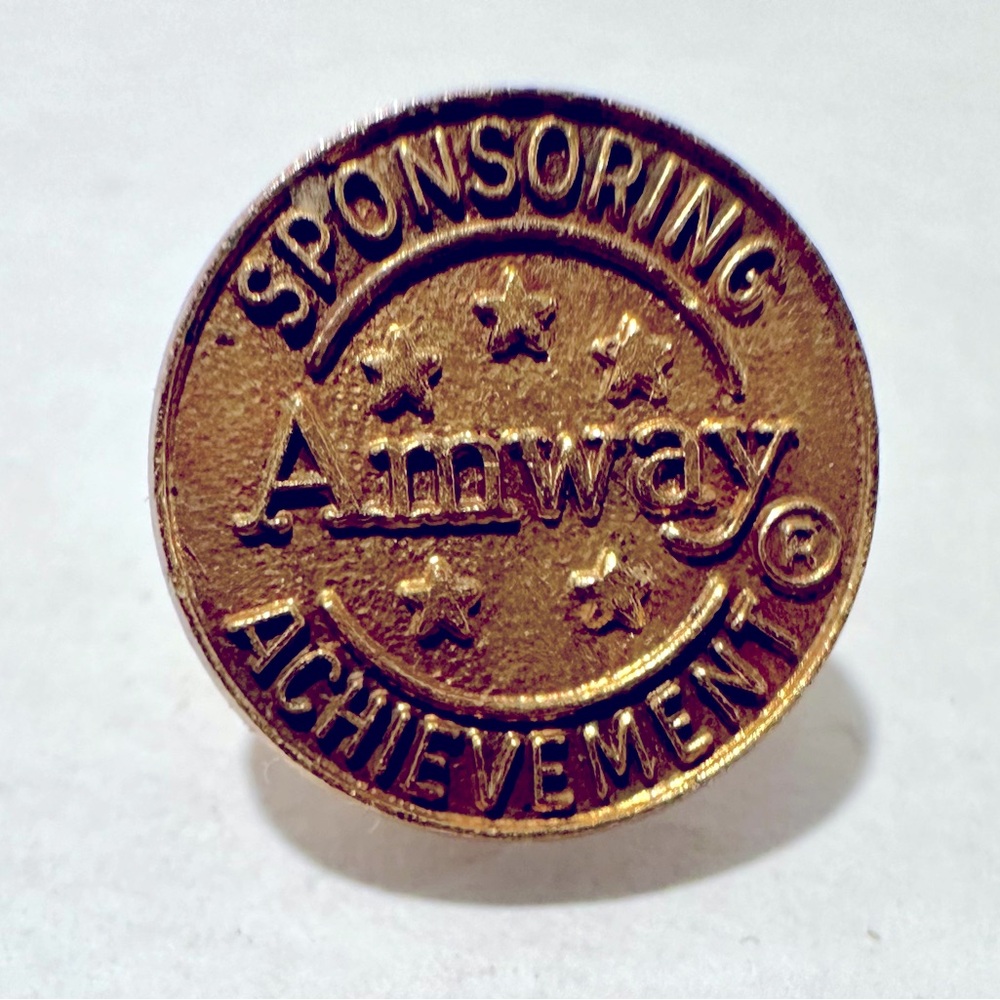 Vintage Amway  Sponsoring Achievement Gold Tone Pin